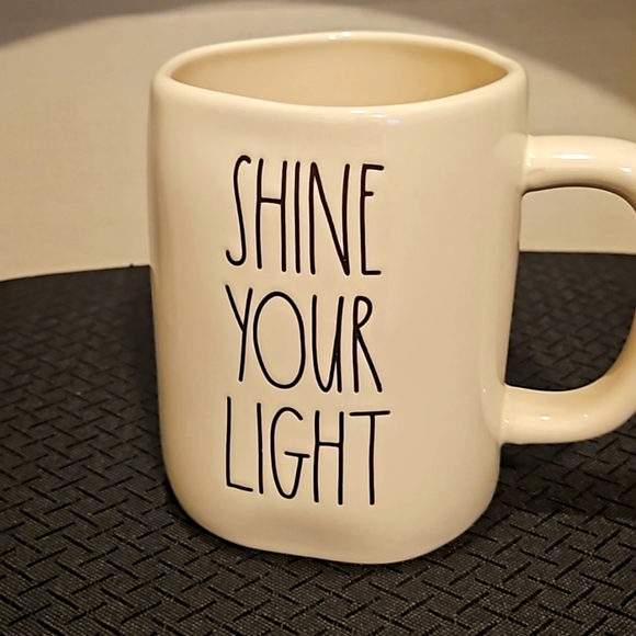 Rae Dunn, Shine your light mug. - Picture 1 of 4